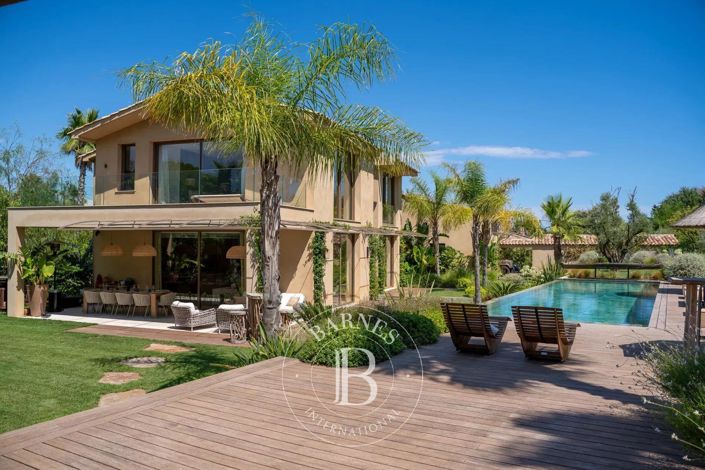 Image No.2-7 Bed House for sale