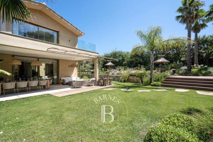 Image No.5-7 Bed House for sale