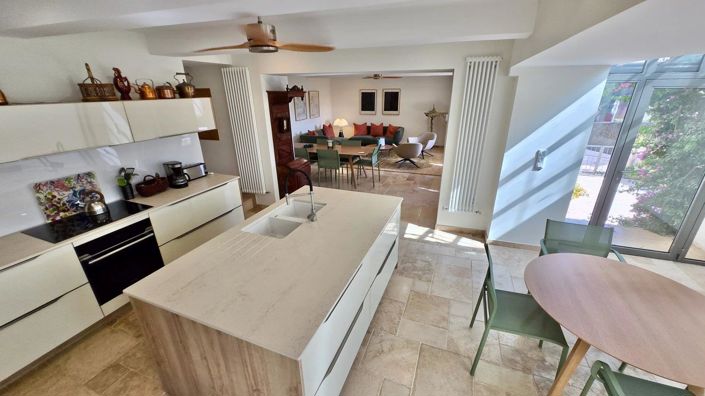 Image No.6-3 Bed House for sale