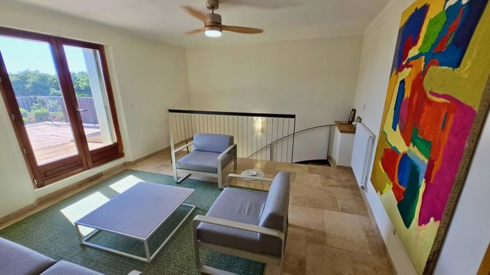 Image No.7-3 Bed House for sale