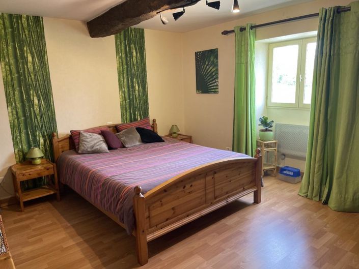 Image No.9-3 Bed House for sale