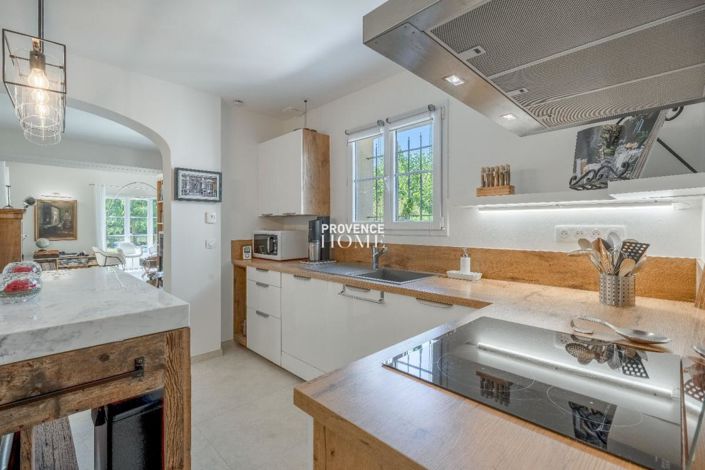 Image No.11-Maison de 6 chambres à vendre à Saumane-de-Vaucluse