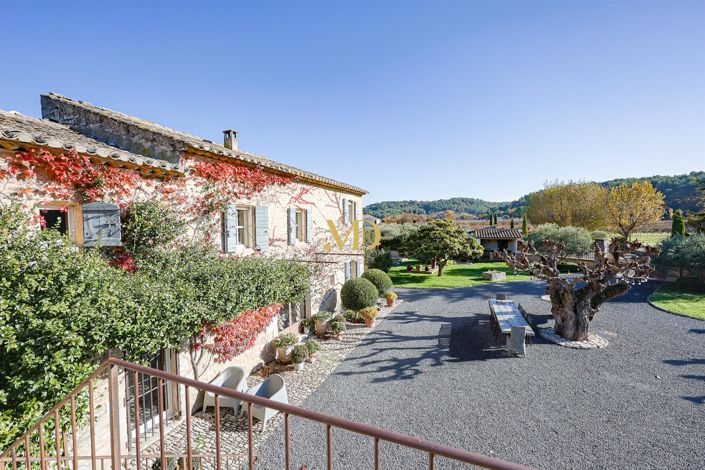 Image No.21-7 Bed House for sale