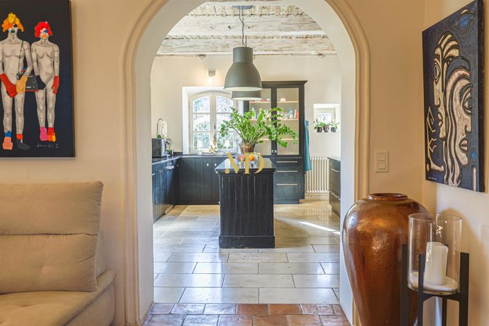 Image No.29-7 Bed House for sale