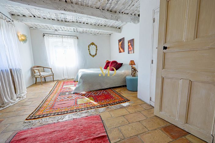 Image No.47-7 Bed House for sale