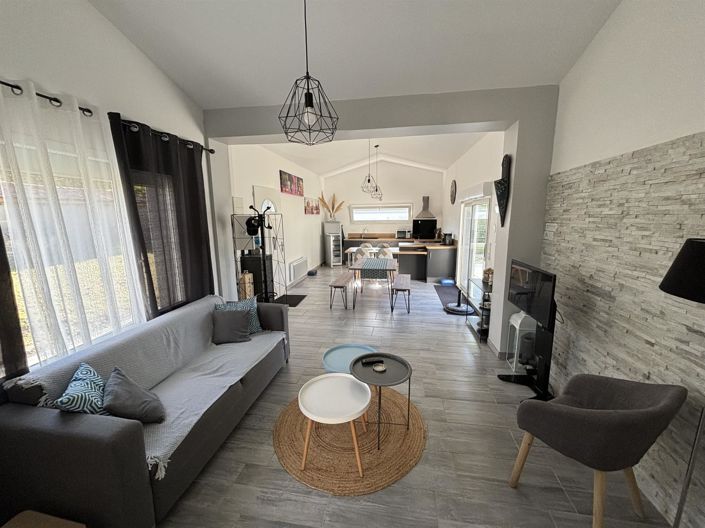 Image No.2-2 Bed House for sale