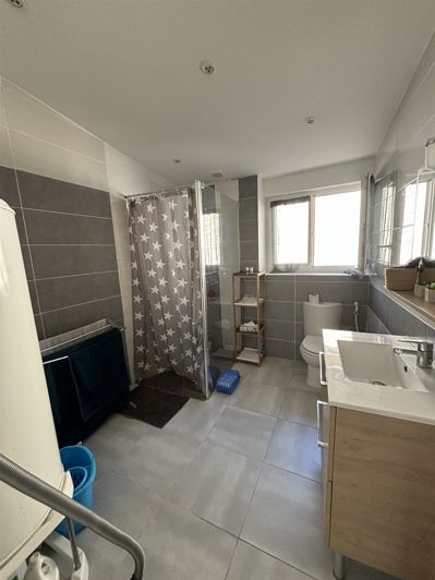 Image No.9-2 Bed House for sale