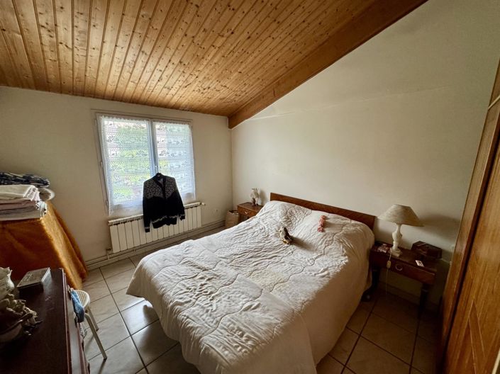 Image No.4-2 Bed House for sale