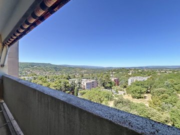 1 - Apt, Appartement