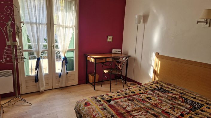 Image No.12-3 Bed House for sale