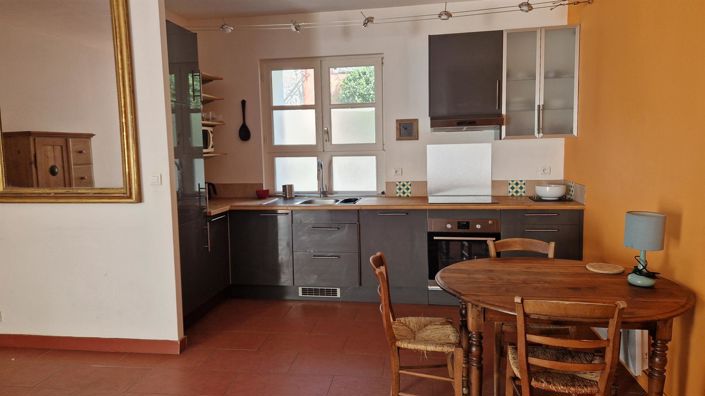 Image No.2-3 Bed House for sale