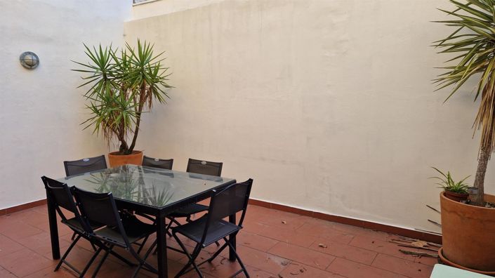 Image No.8-3 Bed House for sale