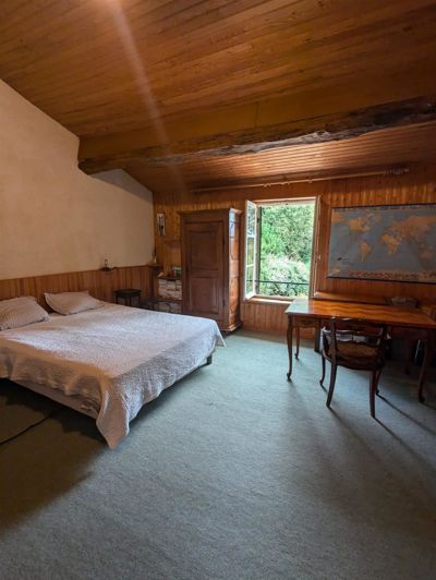 Image No.15-3 Bed House for sale