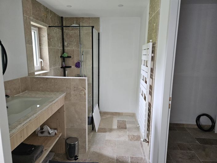 Image No.6-7 Bed House for sale