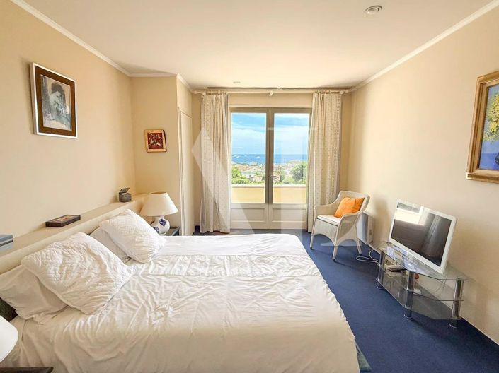 Image No.7-2 Bed House for sale