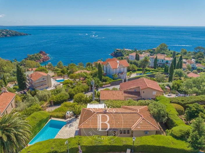 Image No.2-2 Bed House for sale