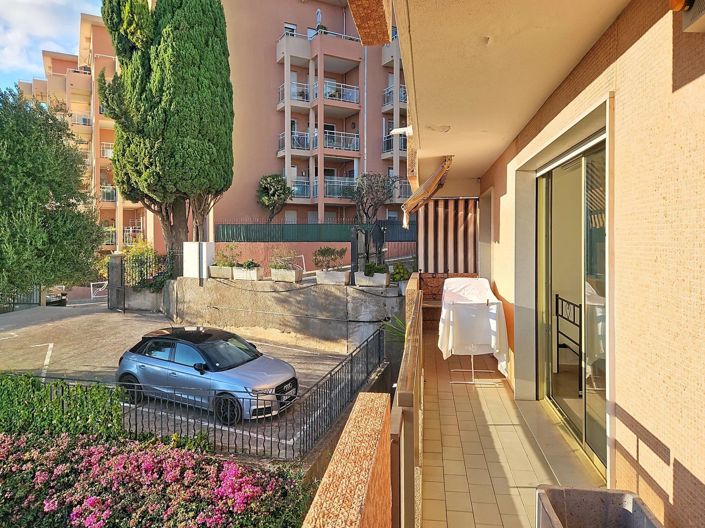 Image No.14-2 Bed Apartment for sale