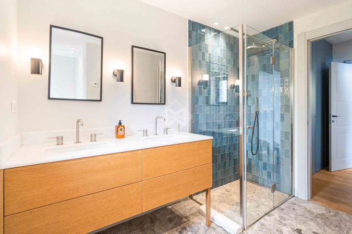 Image No.13-7 Bed House for sale