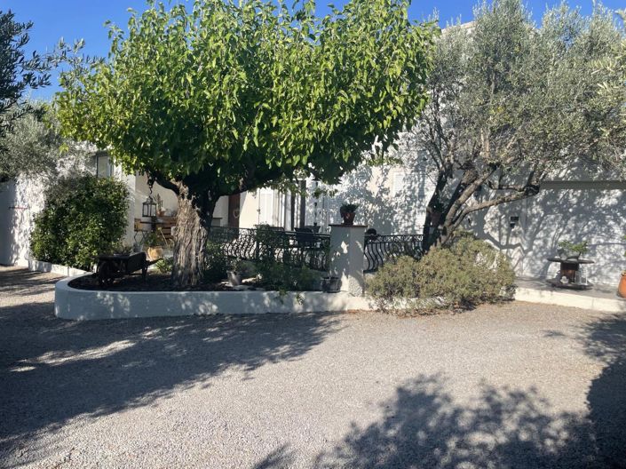 Image No.16-3 Bed House for sale