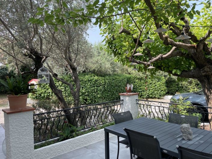 Image No.4-3 Bed House for sale