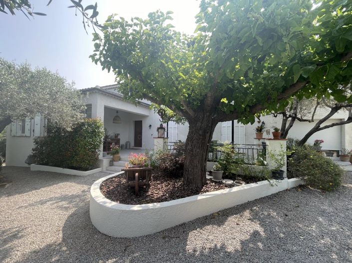 Image No.8-3 Bed House for sale