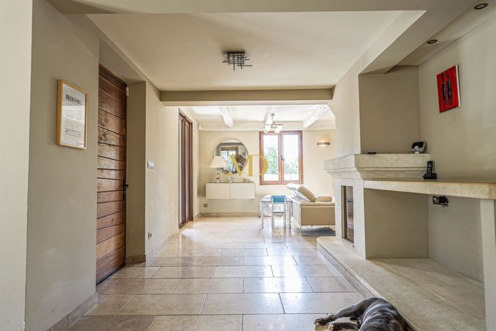 Image No.25-4 Bed House for sale