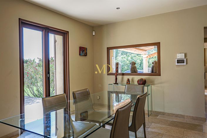 Image No.32-4 Bed House for sale