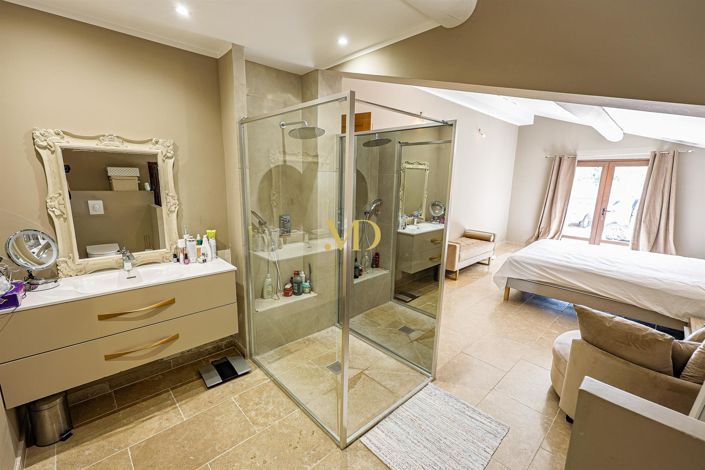 Image No.36-4 Bed House for sale