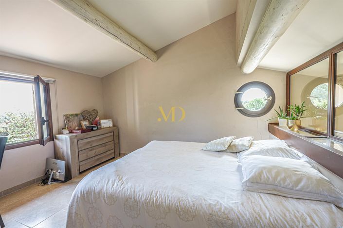 Image No.38-4 Bed House for sale