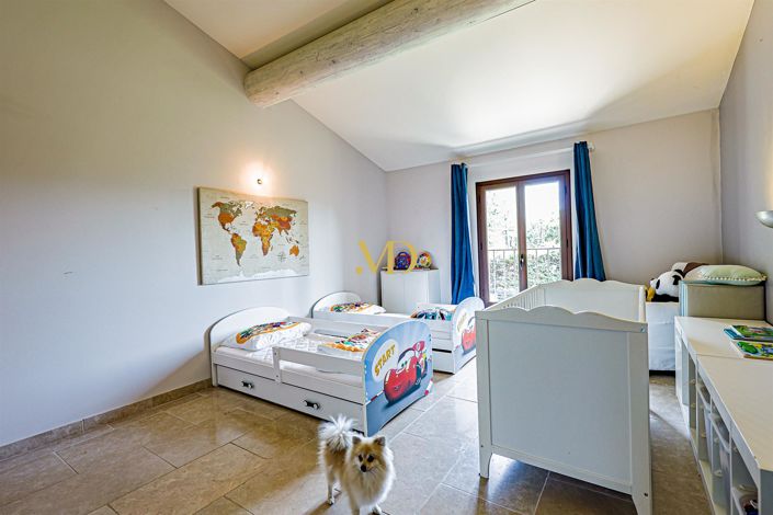 Image No.40-4 Bed House for sale