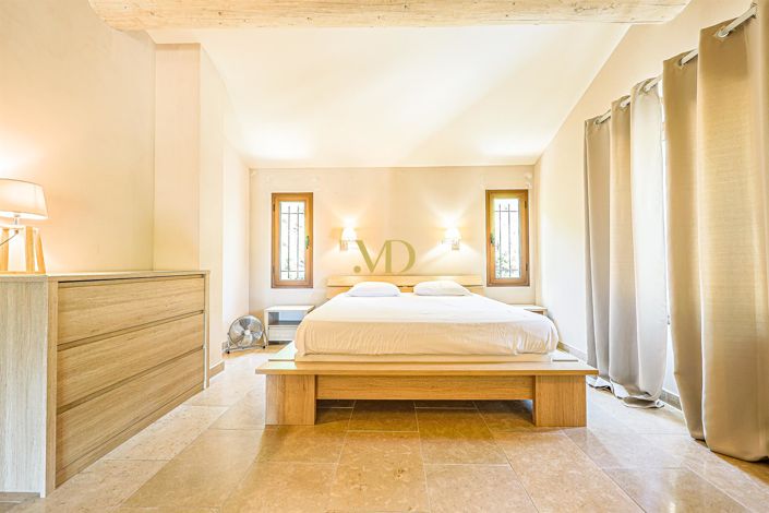 Image No.43-4 Bed House for sale