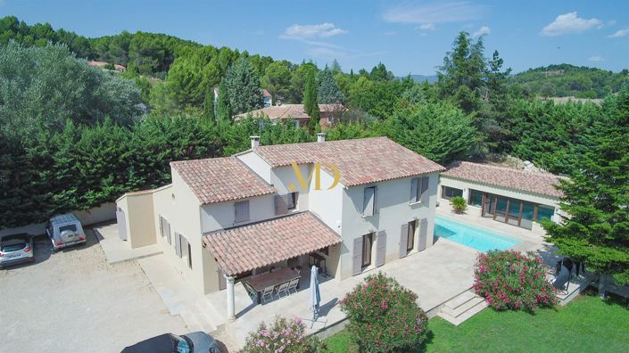 Image No.45-4 Bed House for sale