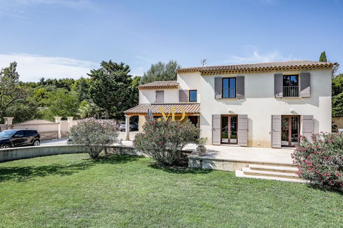 Image No.5-4 Bed House for sale