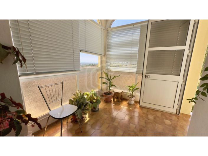 Image No.27-7 Bed House for sale