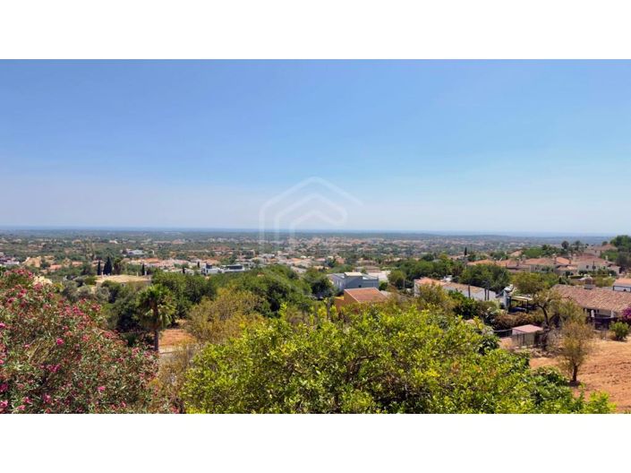 Image No.4-7 Bed House for sale