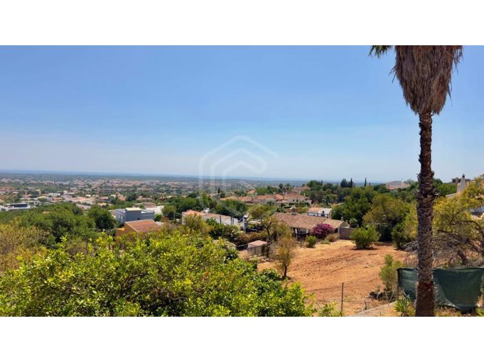 Image No.40-7 Bed House for sale