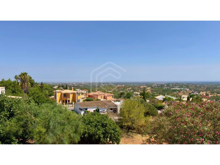 Image No.41-7 Bed House for sale