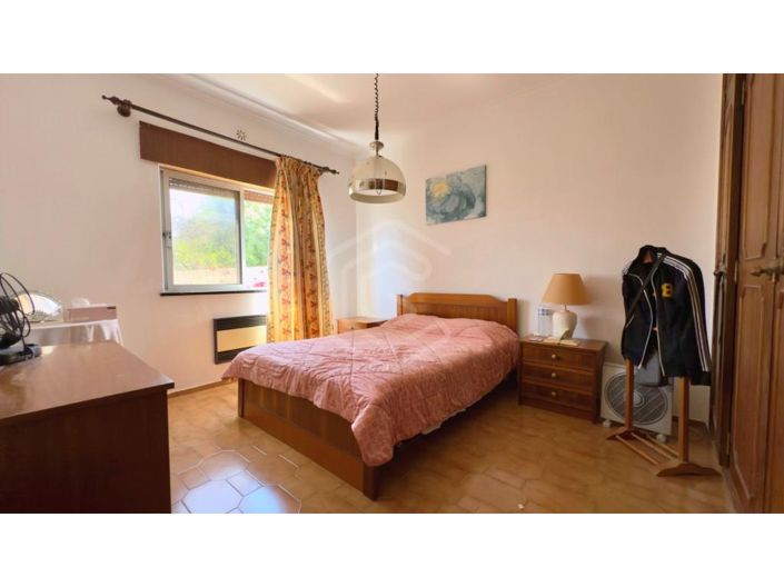 Image No.52-7 Bed House for sale