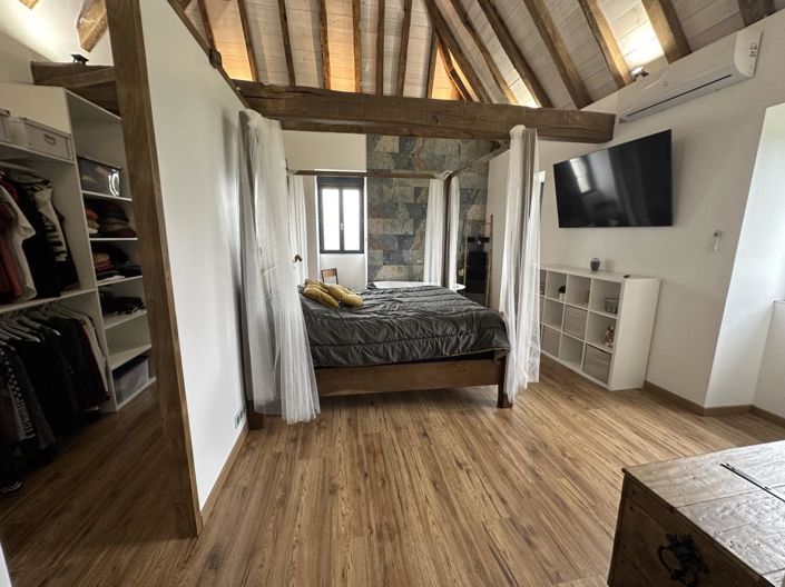 Image No.10-7 Bed House for sale