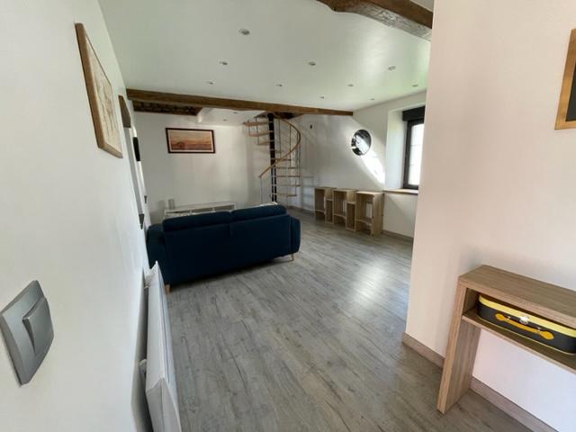 Image No.18-7 Bed House for sale