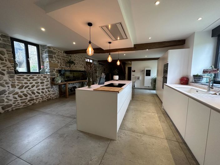 Image No.4-7 Bed House for sale