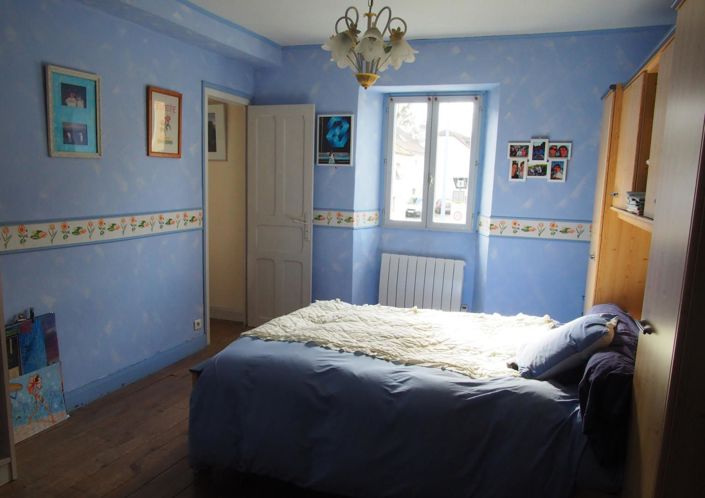 Image No.5-3 Bed House for sale