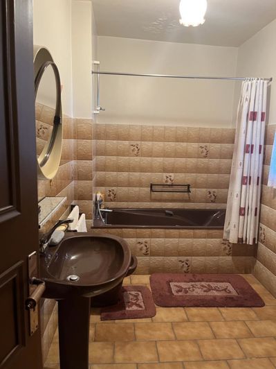 Image No.13-7 Bed House for sale