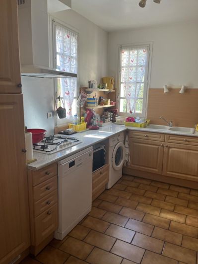 Image No.5-7 Bed House for sale