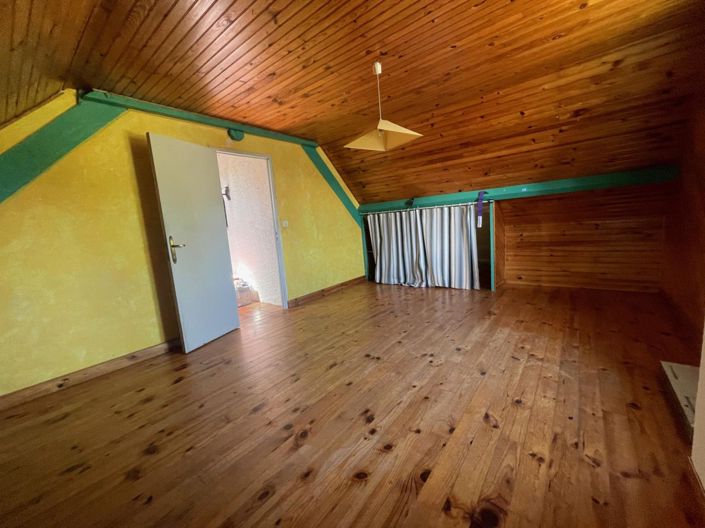 Image No.11-4 Bed House for sale