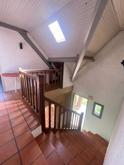 Image No.12-4 Bed House for sale