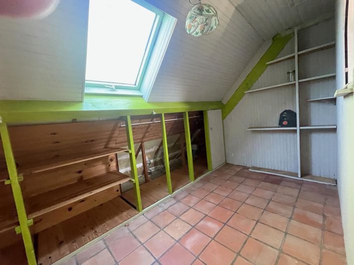 Image No.14-4 Bed House for sale