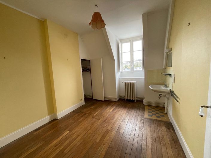 Image No.19-6 Bed Apartment for sale