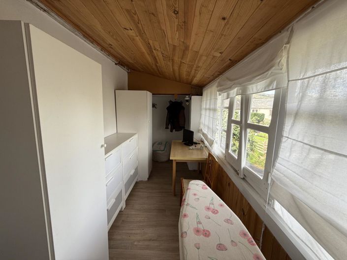 Image No.10-5 Bed House for sale