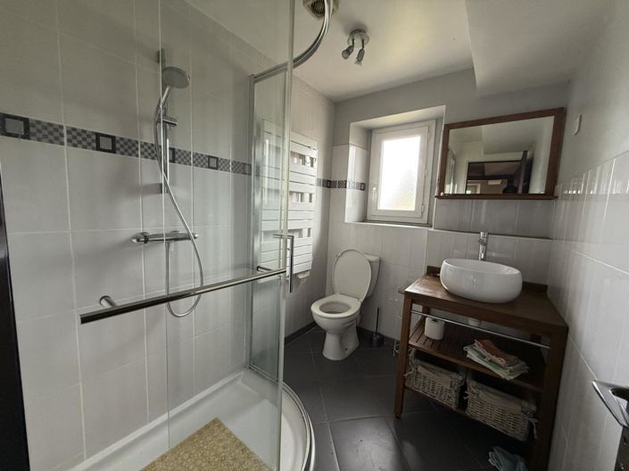 Image No.16-5 Bed House for sale